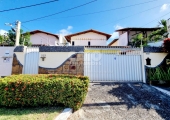 Casa duplex em Capim Macio - Foto
