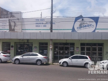 PONTO COMERCIAL NA CIDADE ALTA - Foto