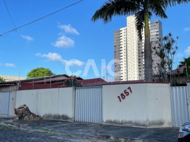 Casa em Lagoa Nova - Foto